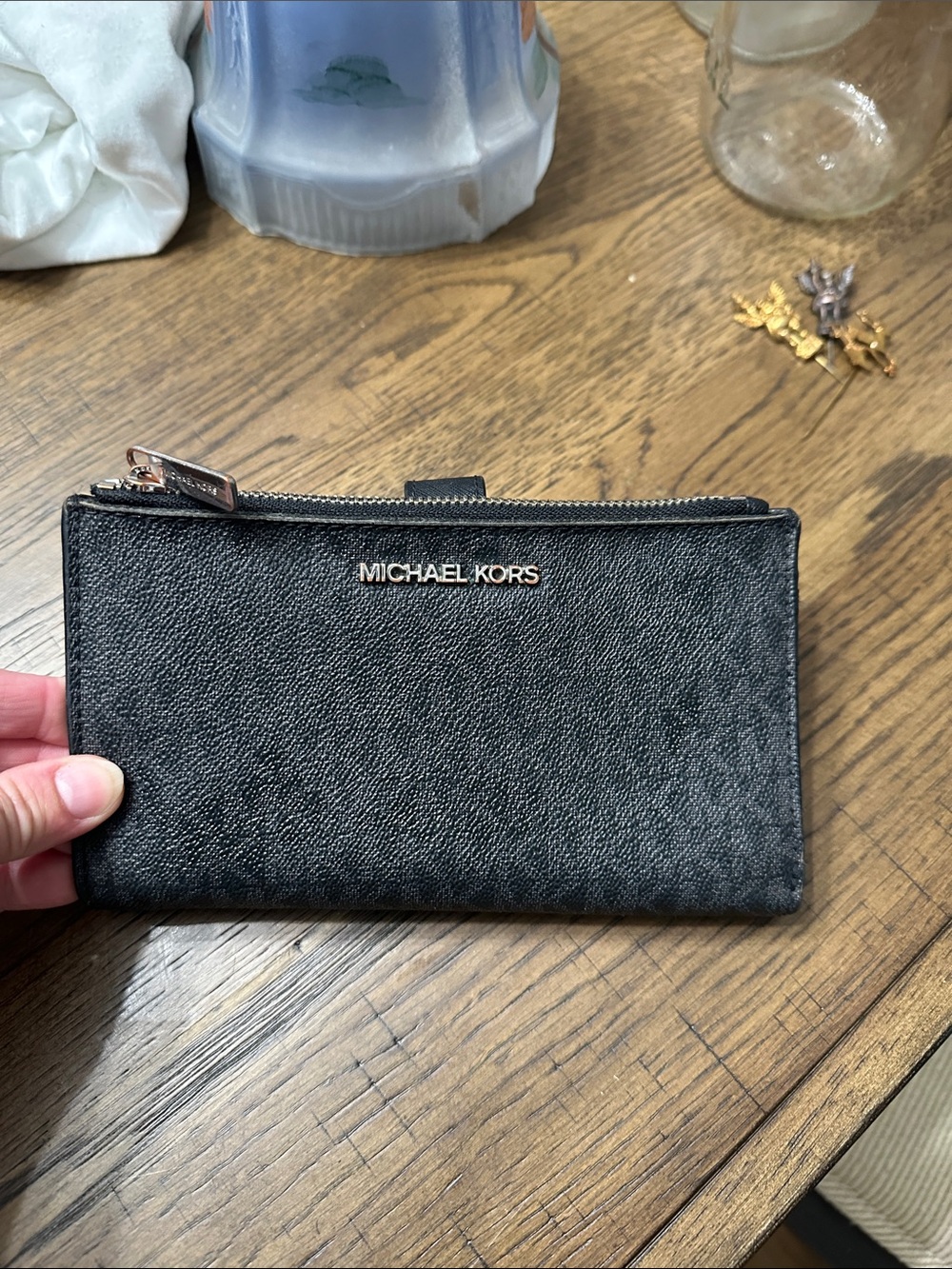 Michael Kors Black Saffiano Leather Zip Card Holder